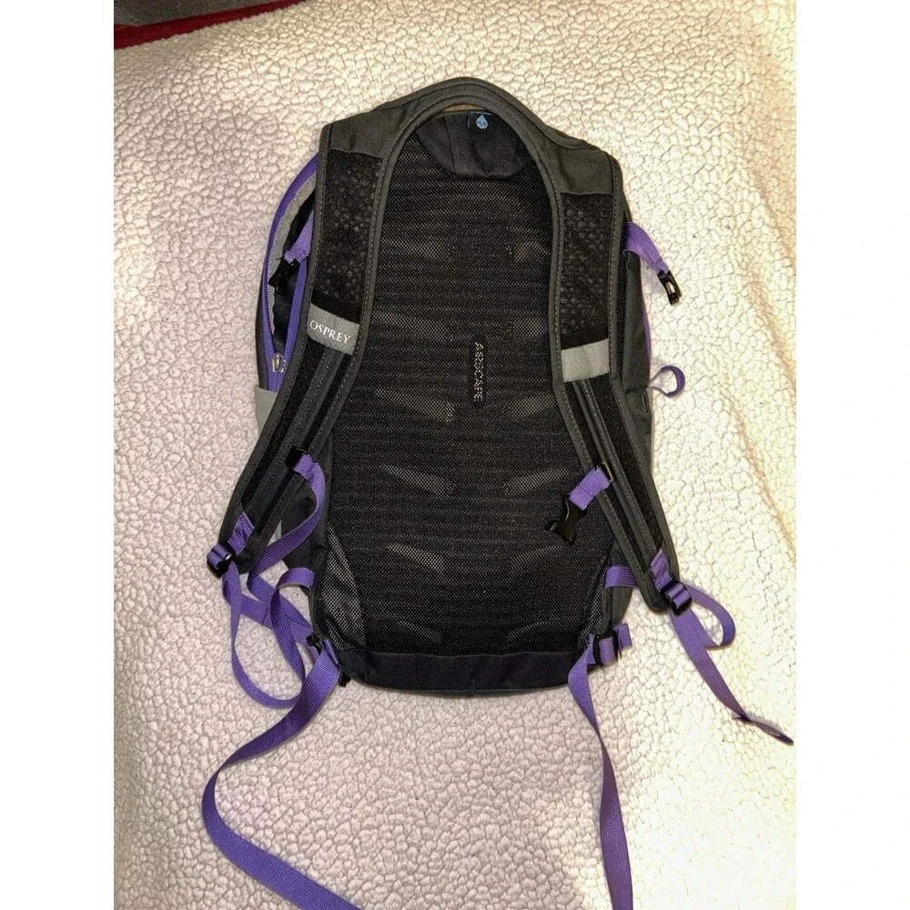 Osprey Daylite Lightweight Backpack H2O Hydration Ready Pack Hiking Camping